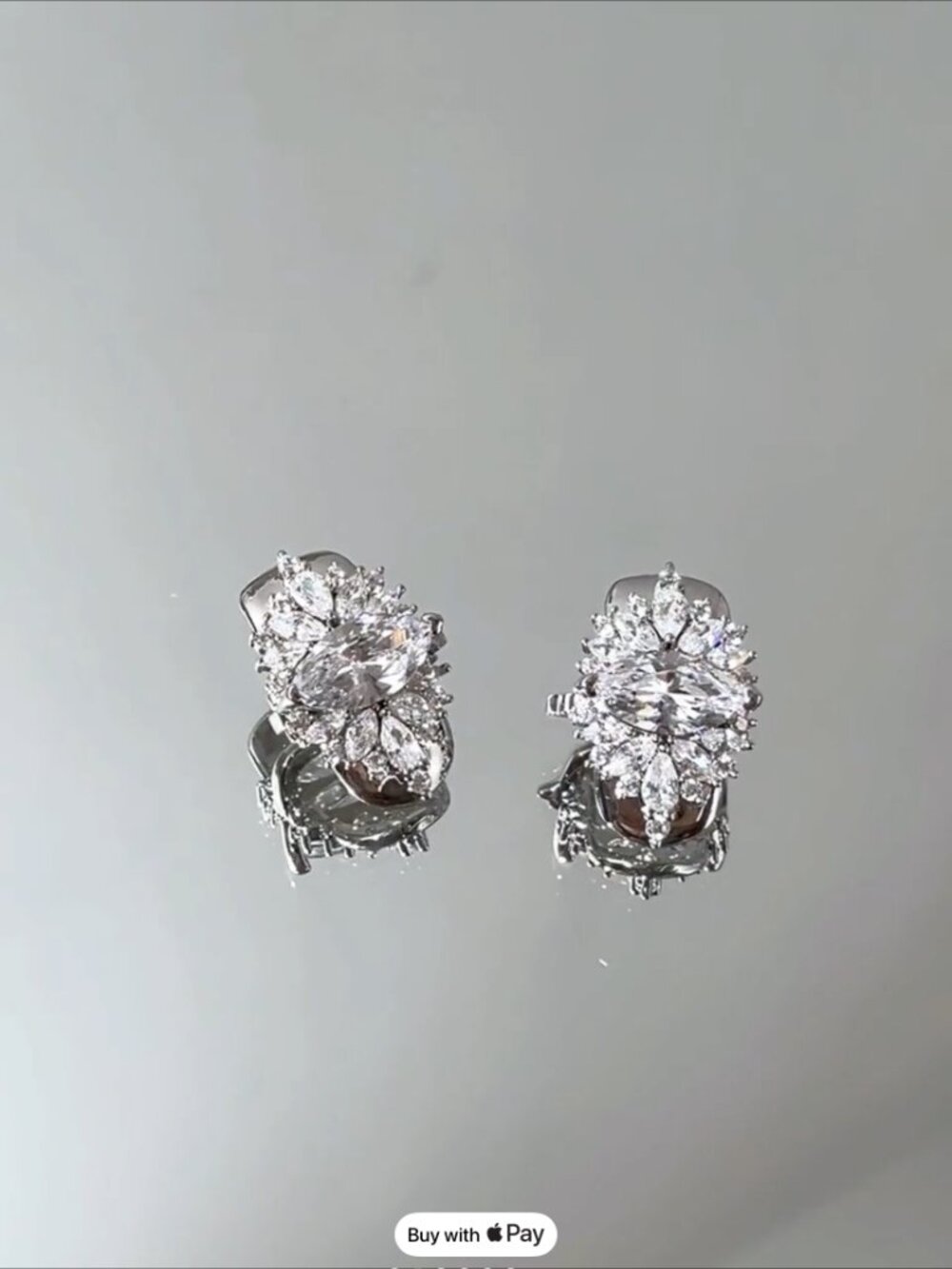 Bose Ultra Open Earbuds with Stunning Crystal Clips - Picture 4 of 7